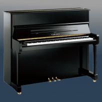 Yamaha P121 schwarz poliert